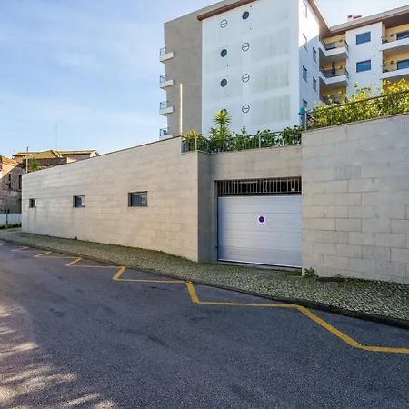James's Quinta Palmeiras, Spacious 2 Bedroom In Luxury Complex, Walking Distance To Town And Apartmán Lagos
