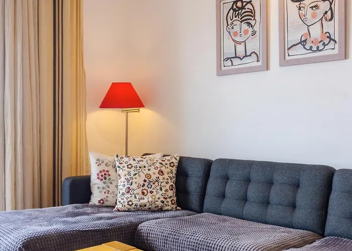James's Quinta Palmeiras, Spacious 2 Bedroom In Luxury Complex, Walking Distance To Town And * Lagos