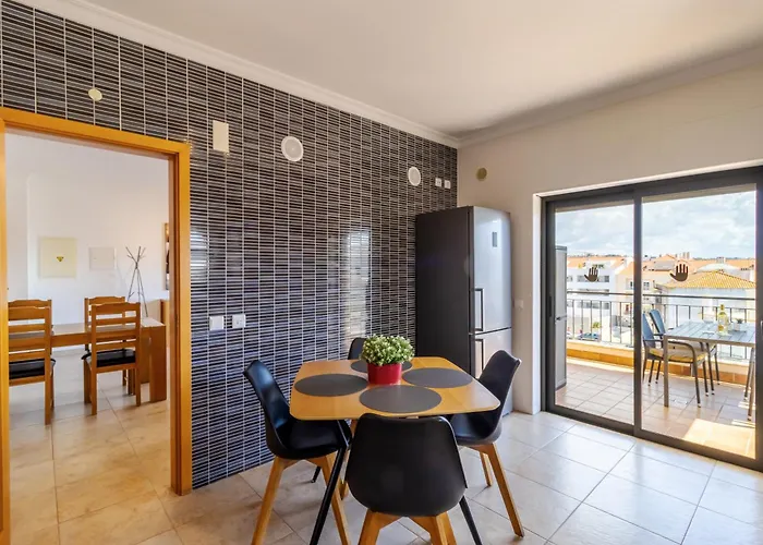 James's Quinta Palmeiras: Spacious Luxury Near Town And Apartment *