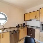 James's Quinta Palmeiras, Spacious 2 Bedroom In Luxury Complex, Walking Distance To Town And *
