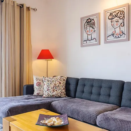 James's Quinta Palmeiras, Spacious 2 Bedroom In Luxury Complex, Walking Distance To Town And * Lagos