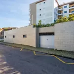 James's Quinta Palmeiras, Spacious 2 Bedroom In Luxury Complex, Walking Distance To Town And Appartamento Lagos