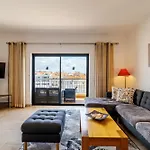 James's Quinta Palmeiras, Spacious 2 Bedroom In Luxury Complex, Walking Distance To Town And Appartamento *